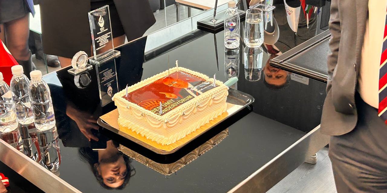 İstanbul - Ümit Özdağ: Burcu Hanım'a Zafer Partisi'nin Kapılarının Sonuna Kadar Açık