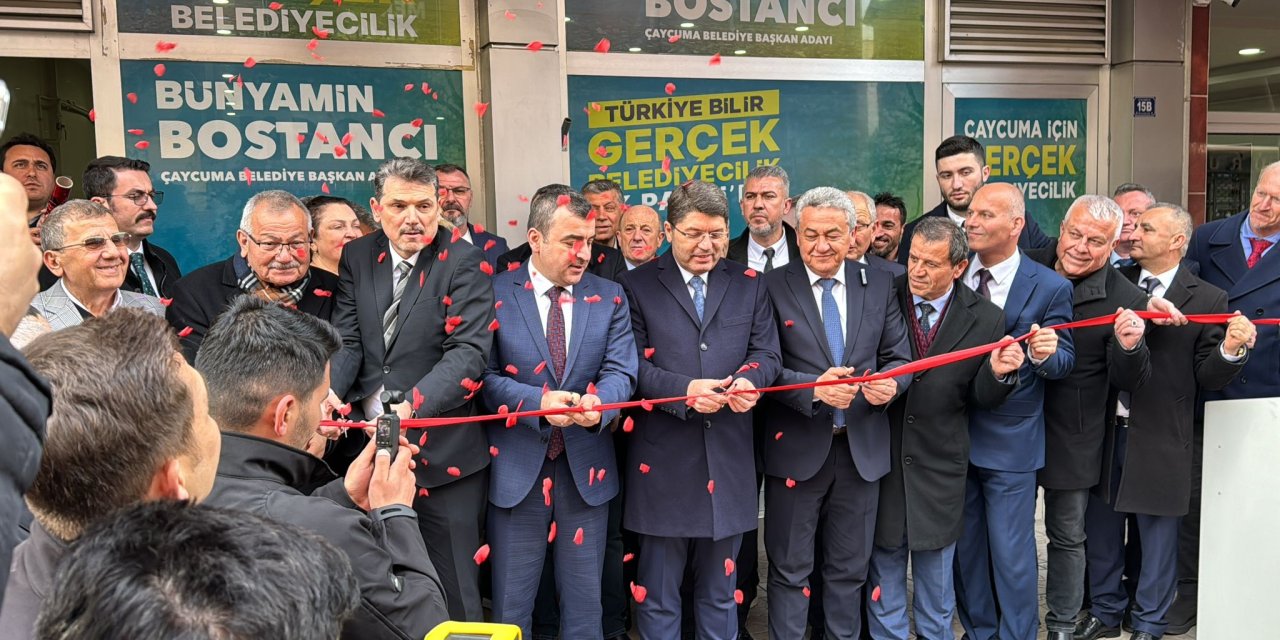 Bakan Kacır: Türkiye, Güçlü Sanayi Ve Teknolojisi, İstikrarlı Siyasi Yapısıyla Umut Işığı Oluyor (4)