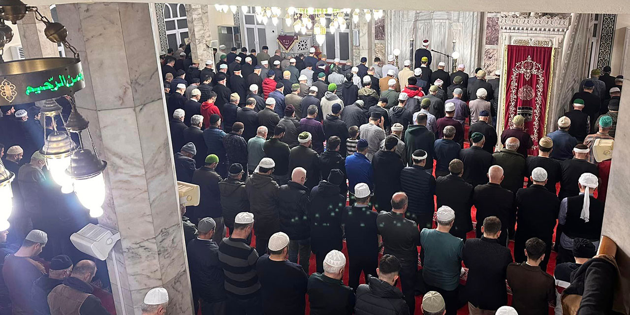 Rize’de Hatimle Teravih Namazı Kılınacak Camiler Belli Oldu