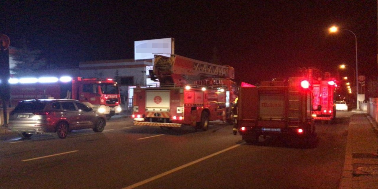 Kayseri'de Fabrikadaki Yangın Büyümeden Söndürüldü