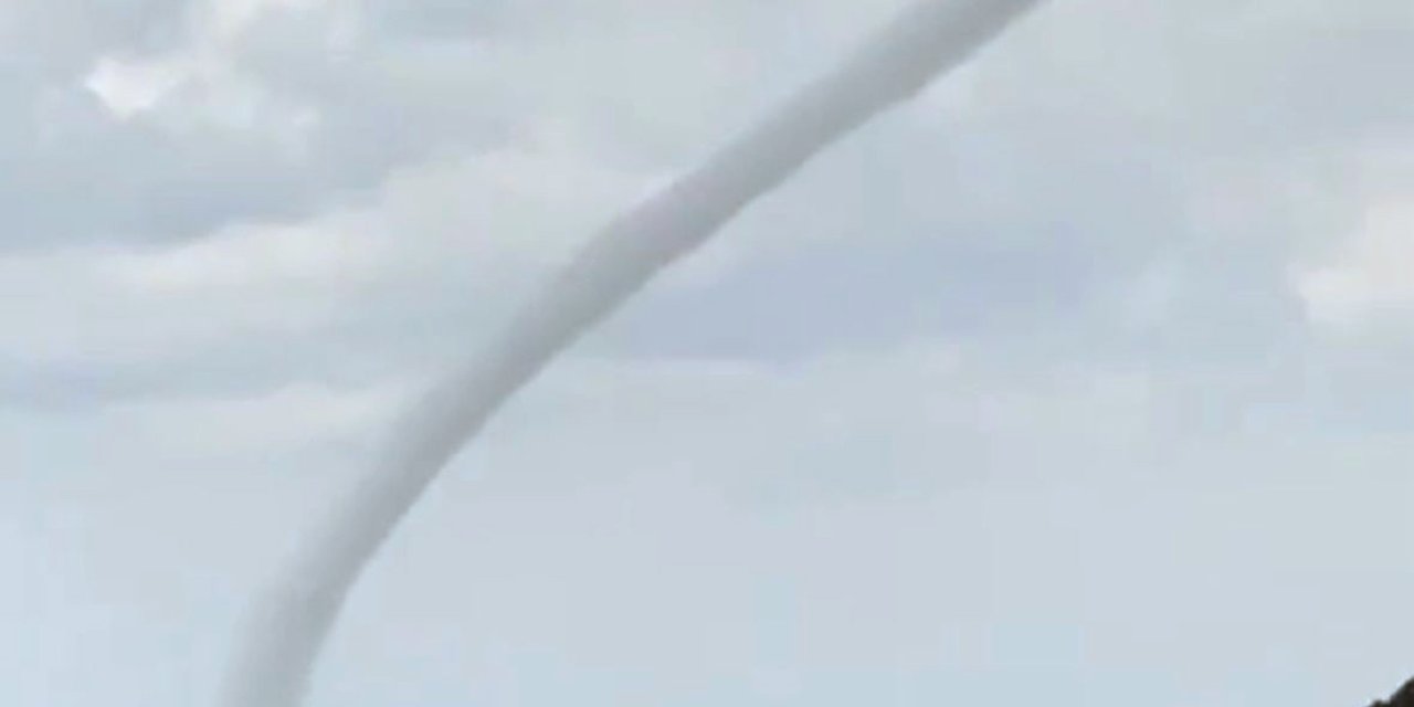 Antalya'da Denizde Hortum Oluştu