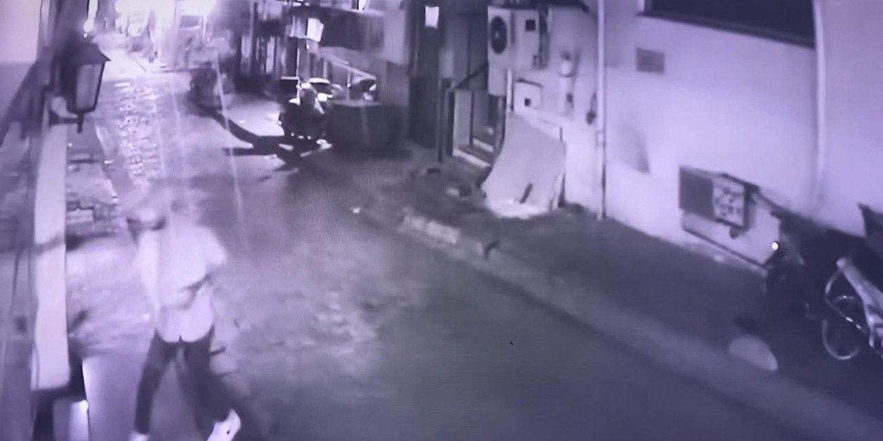 İstanbul - Bayrampaşa'da Kahvehaneye 6 Ayda İkinci Saldırı; Kurşun Sıkana Oyun Taşlarını Attılar