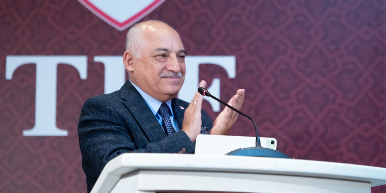 Tff Kadın Futbolu Stratejik Planı'nın Tanıtım Toplantısı, Riva'da Yapıldı