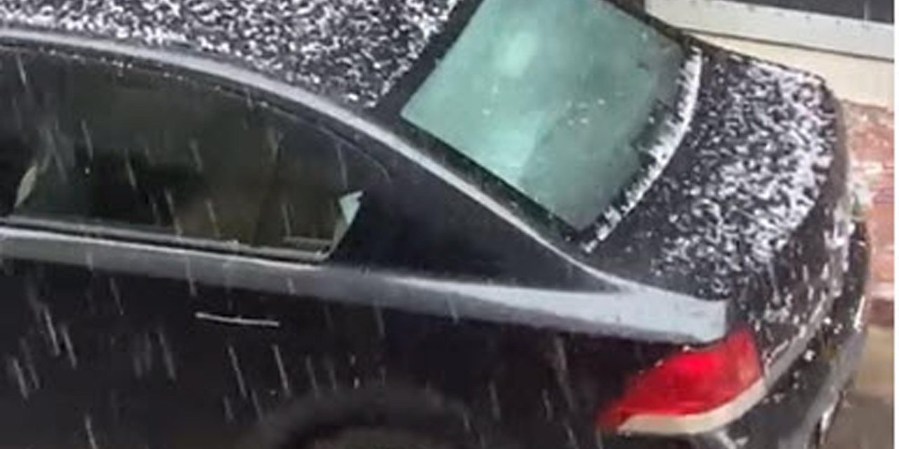 İzmir'de Dolu Yağdı