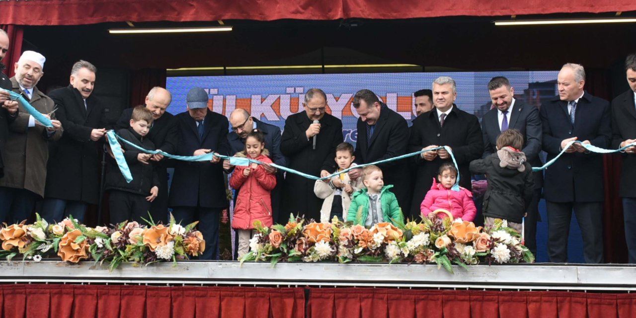 Bakan Özhaseki: Bunlar Da Deprem Turistleriydi