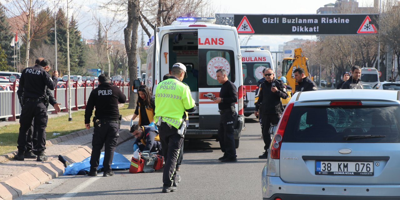 Otomobilin Çarptığı Yaya Öldü