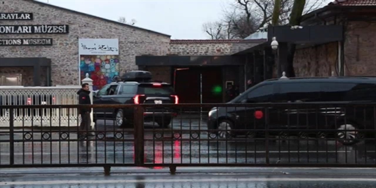 İstanbul-erdoğan-zelenski Görüşmesi İçin Dolmabahçe Çalışma Ofisine Geldi