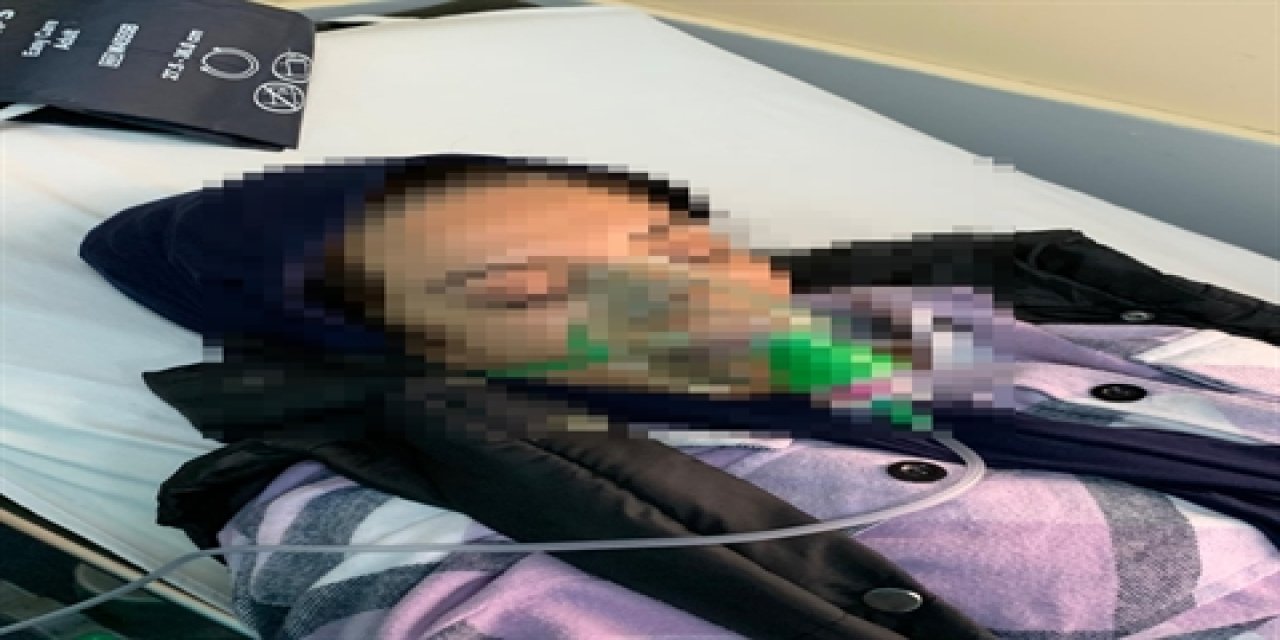 Boşanmak İsteyen Eşini Adliyede Darbetti; Daha Önce De Bıçakla Kovalamış