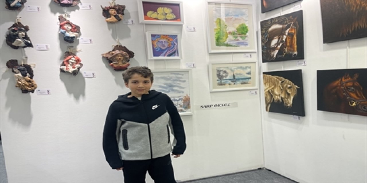 Sanat Fuarının En Küçük Ressamı