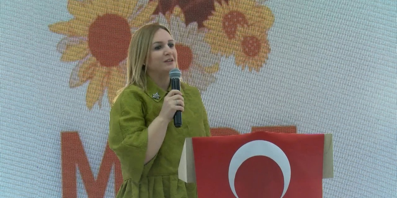 İstanbul-ak Parti Bayrampaşa Adayı Bayraktar, 8 Mart Dünya Kadınlar Günü'nde Şehit Astsubay Esma Çevik'i Unutmadı