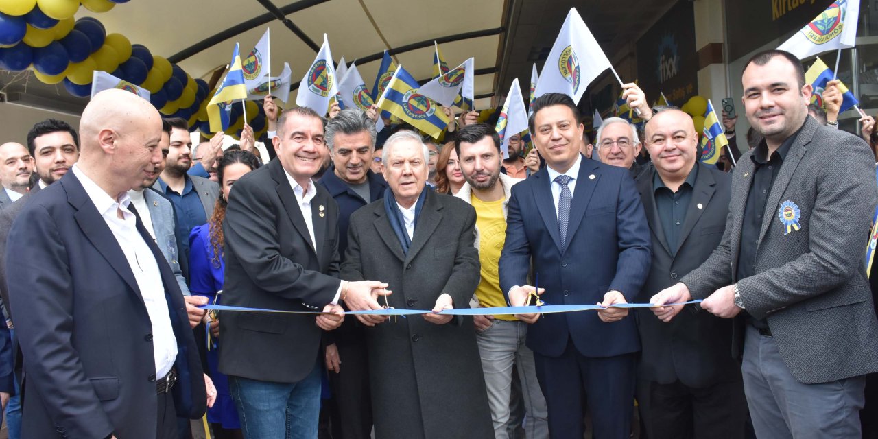 Aziz Yıldırım: Ayrışma Kulübe Zarar Verir