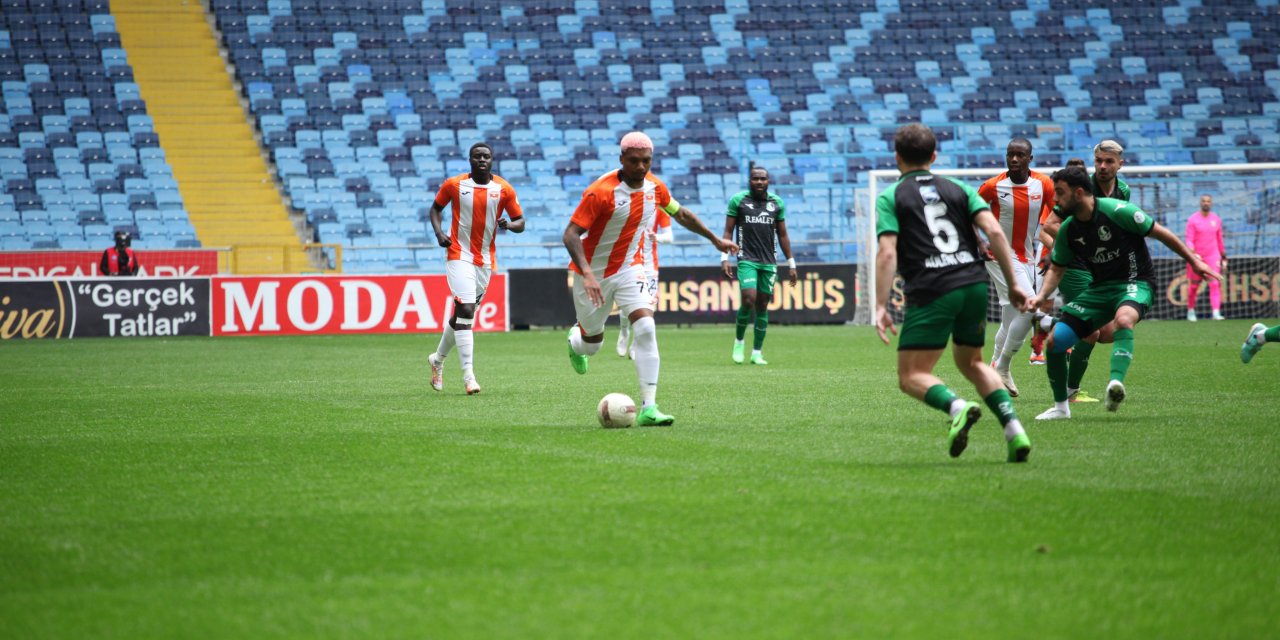 Adanaspor - Sakaryaspor: 0-0