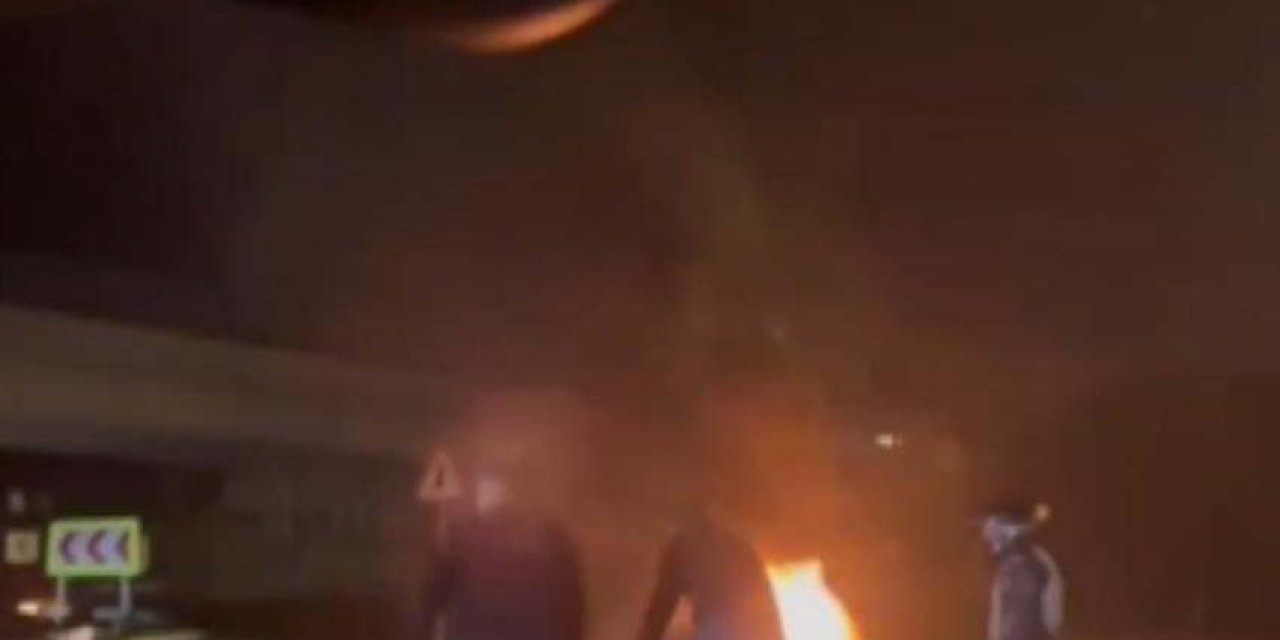 İstanbul- Sarıyer’de Taksi İle Çarpışan Motosiklet Alev Alev Yandı: 2 Yaralı