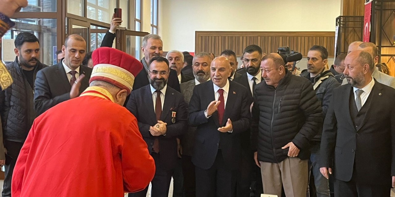 Turgut Altınok: Dem'in Himayesi Altına Giren Bir Başkan Var (3)