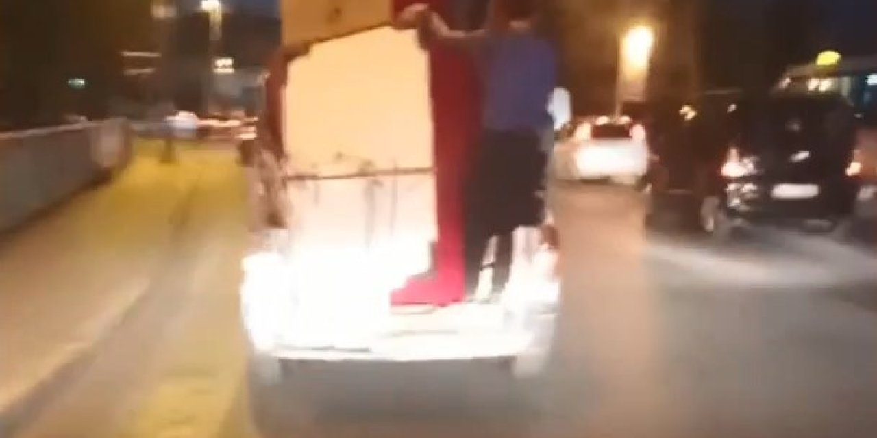 Esenyurt'ta Tehlikeli Yolculuk Kamerada