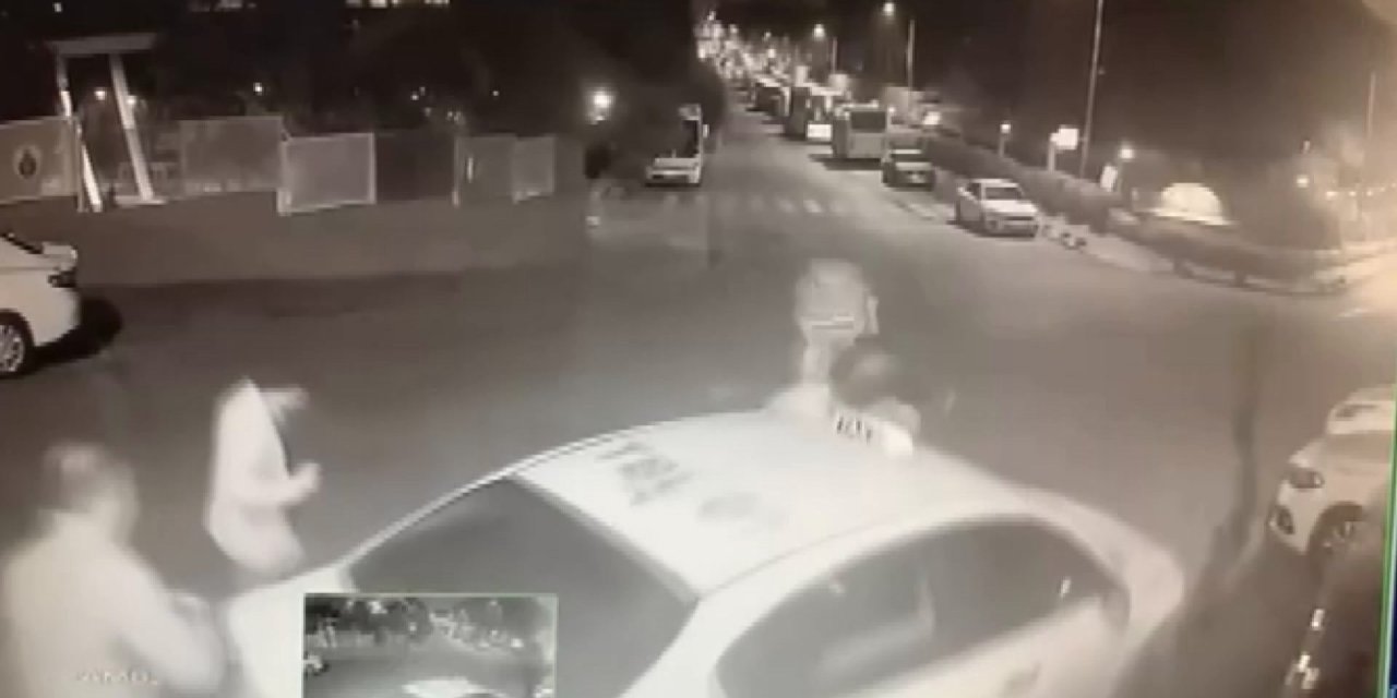 İstanbul - Bakırköy'de Alkollü Motosikletli Taksiye Çarparak Takla Attı: 2 Yaralı