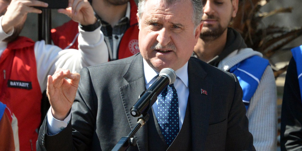 Bakan Bak'tan, Kahramanmaraş'a 12 Bin 500 Kişilik Stadyum Sözü