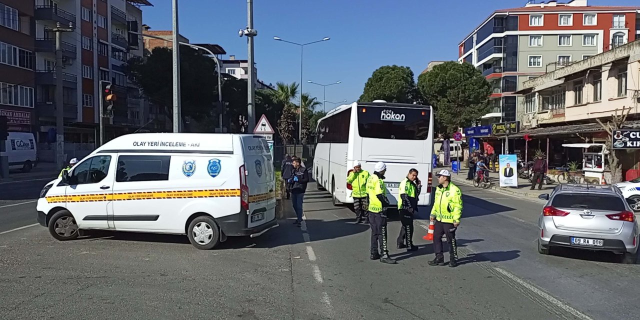 Tur Otobüsünün Çarptığı Motosiklein Sürücüsü Öldü