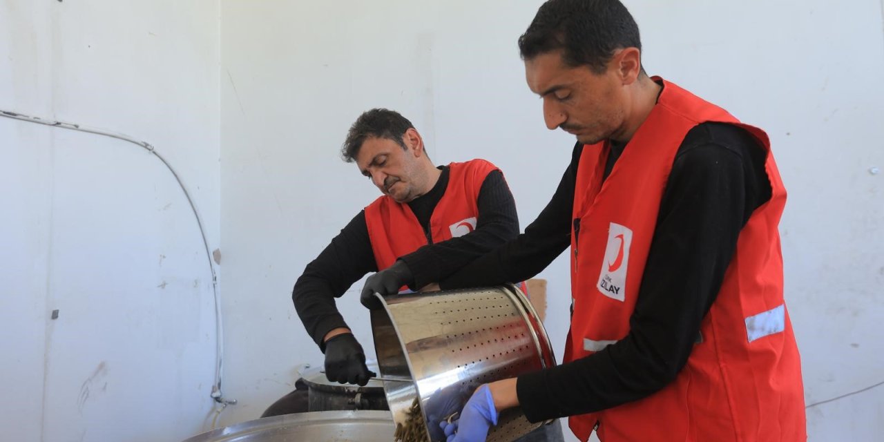 Kızılay’ın Gazze Gemisi Mısır’a Ulaştı