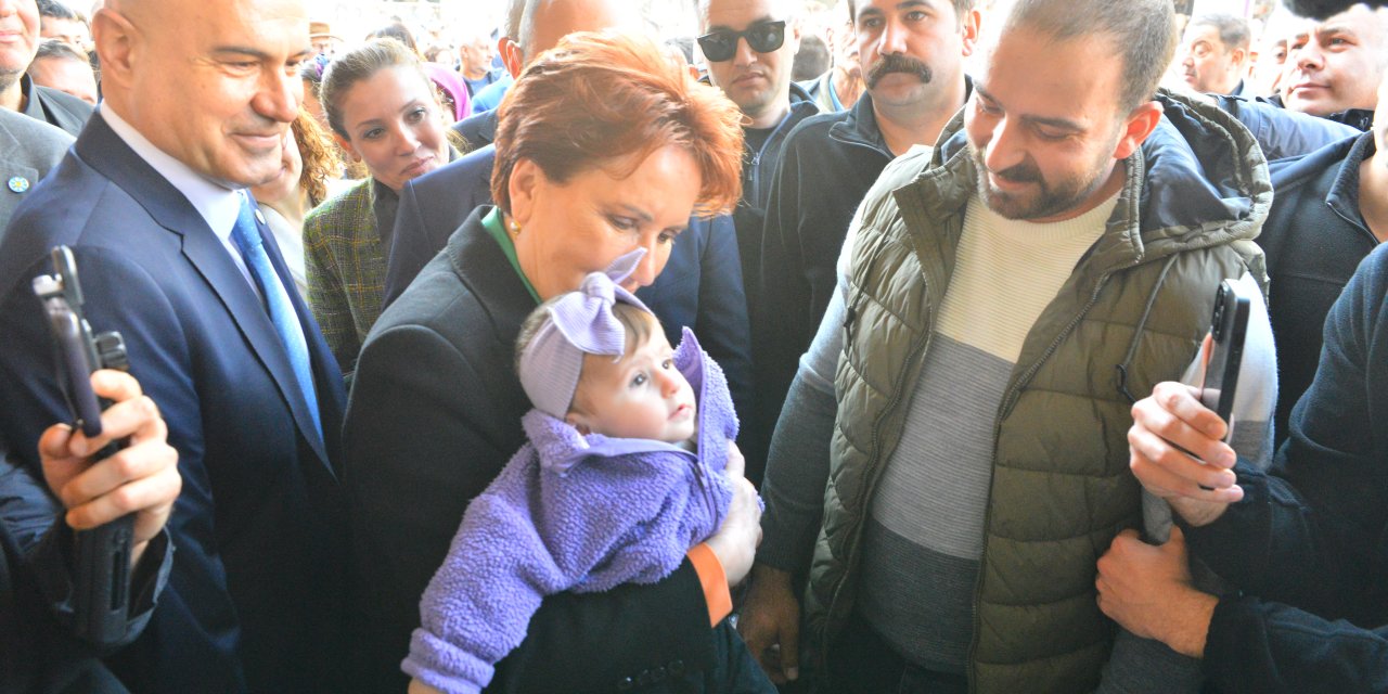 Meral Akşener, Gönen'de Esnaf Ziyareti Yaptı, Bandırma'da Ege'nin Konserine Katıldı