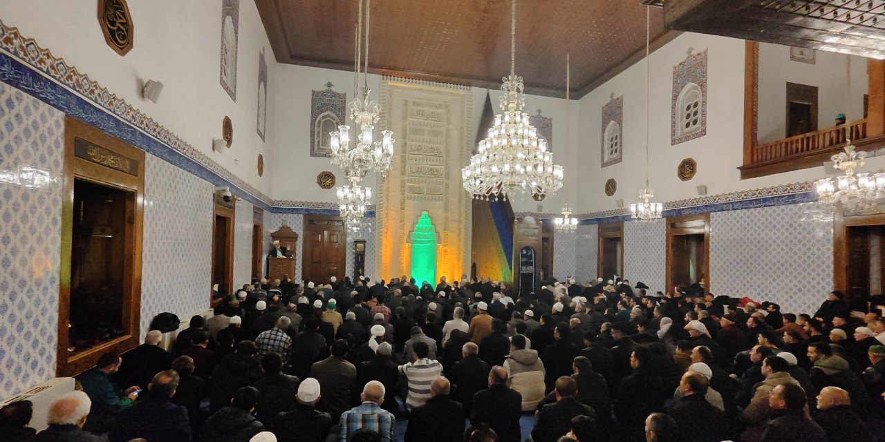 Ali Erbaş, Hacı Bayram-ı Veli Camii'nde Teravih Namazı Kıldırdı