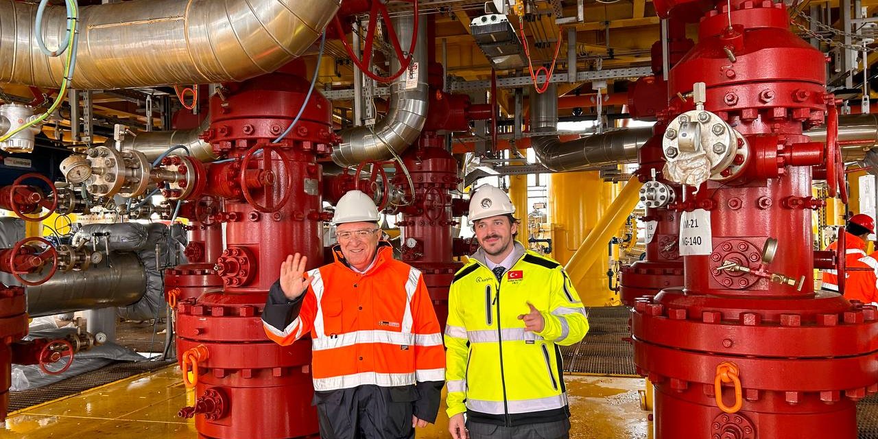 İstanbul- Türkiye-romanya Ortaklığı İle Yürütülen Karadeniz Kıyısı-podişor Doğalgaz Boru Hattı Projesindeki Çalışmalar Sürüyor