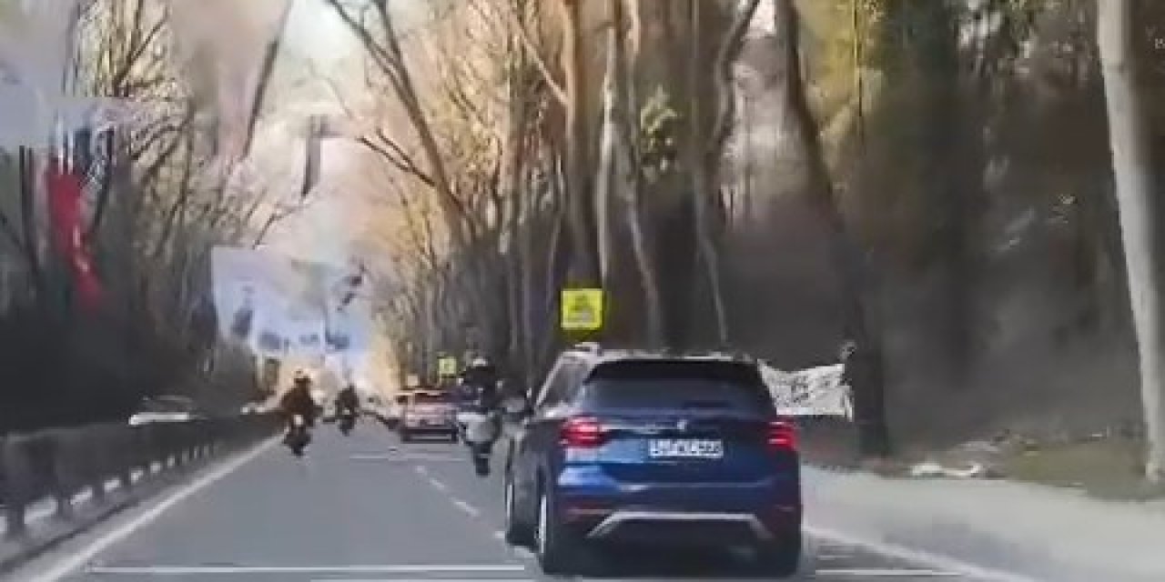 İstanbul- Sarıyer'de Motosikletlilerin Tehlikeli Yolculuğu Kamerada