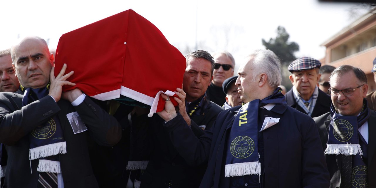 Hayatını Kaybeden Fenerbahçe Eski Başkanı Tahsin Kaya İçin Dereağzı'nda Tören Düzenlendi