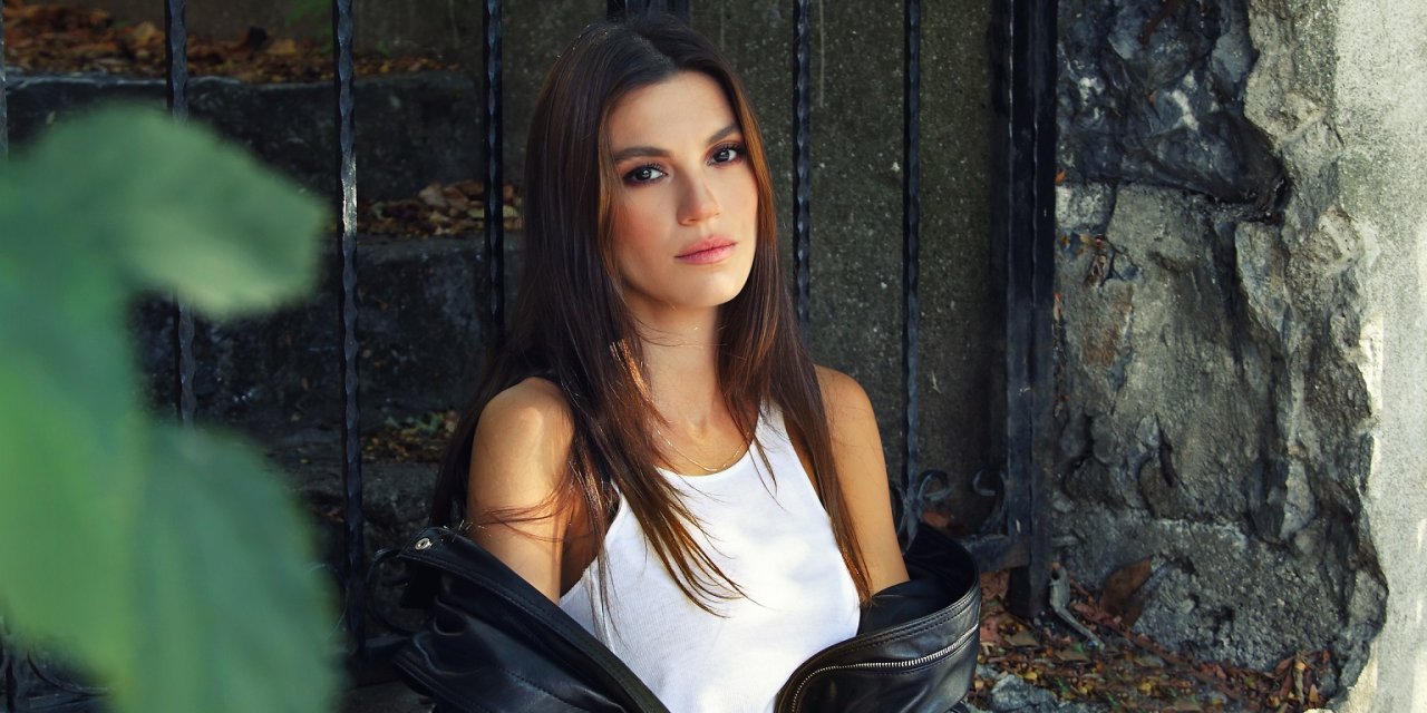 Yüsra Geyik, ‘Rüya’ Karakteri İle Taş Kağıt Makas’ın Kadrosuna Katılıyor