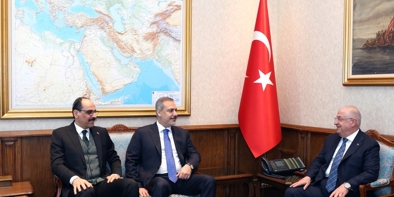 Bakan Güler, Dışişler Bakanı Ve Mit Başkanı İle Bir Araya Geldi