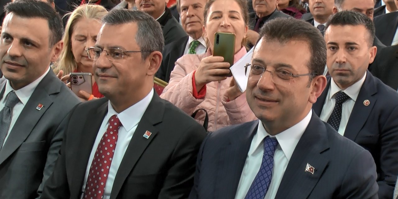 İstanbul- Özgür Özel: O Kuyrukta Bir Onur Bir Gurur Bir De Utanç Var