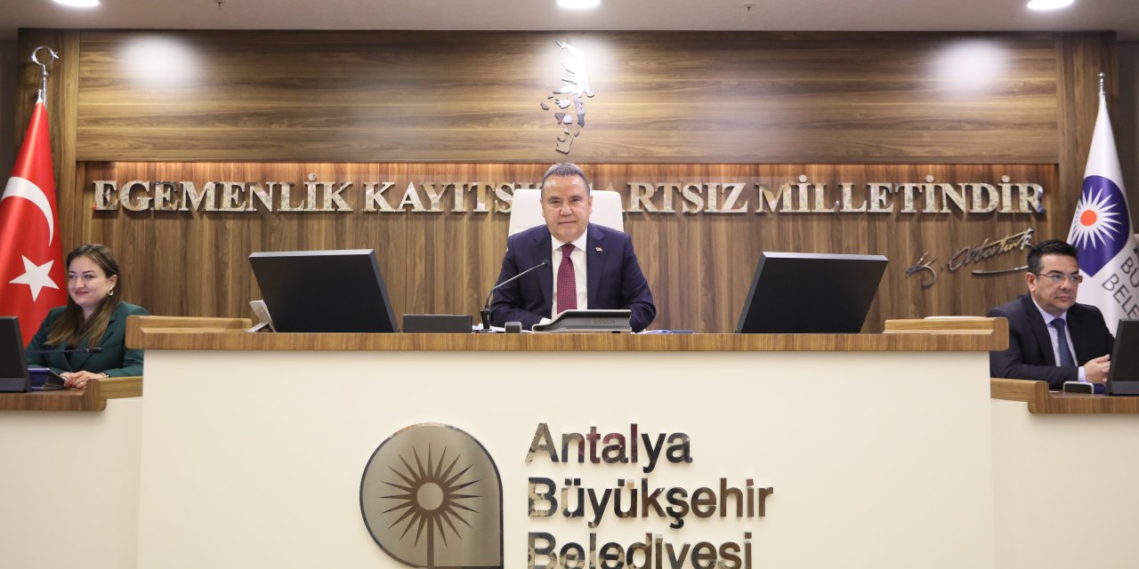 İsrail'in Filistin Saldırıları Nedeniyle Antalya'dan 'Kardeş Şehir'  İptali