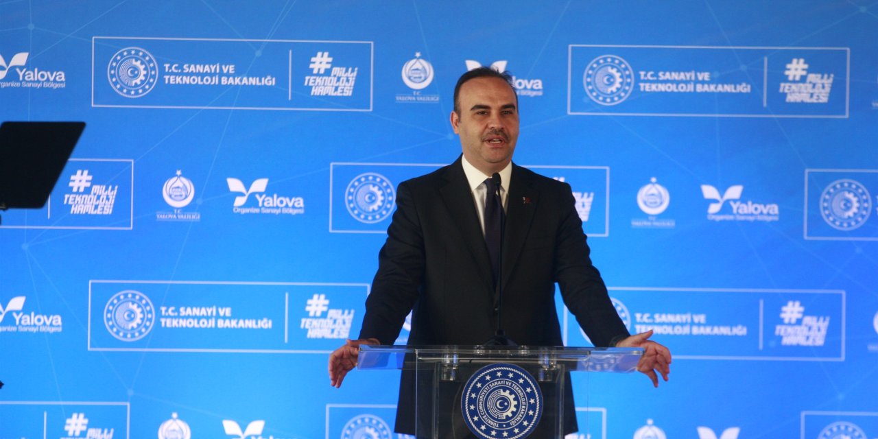 Kacır: Kendisini Hayali Cumhurbaşkanı Yardımcısı İlan Edip, 700 Kilometre Ötede Mitingler Yapıyordu (3)