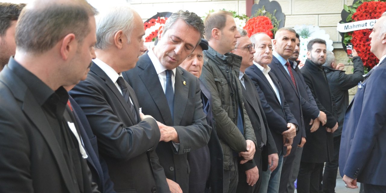 Fenerbahçe Eski Başkanı Tahsin Kaya Son Yolculuğuna Uğurlandı