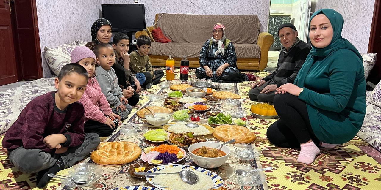 Türkiye'de İlk İftar Iğdır'dan Sonra Şemdinli'de Yapıldı