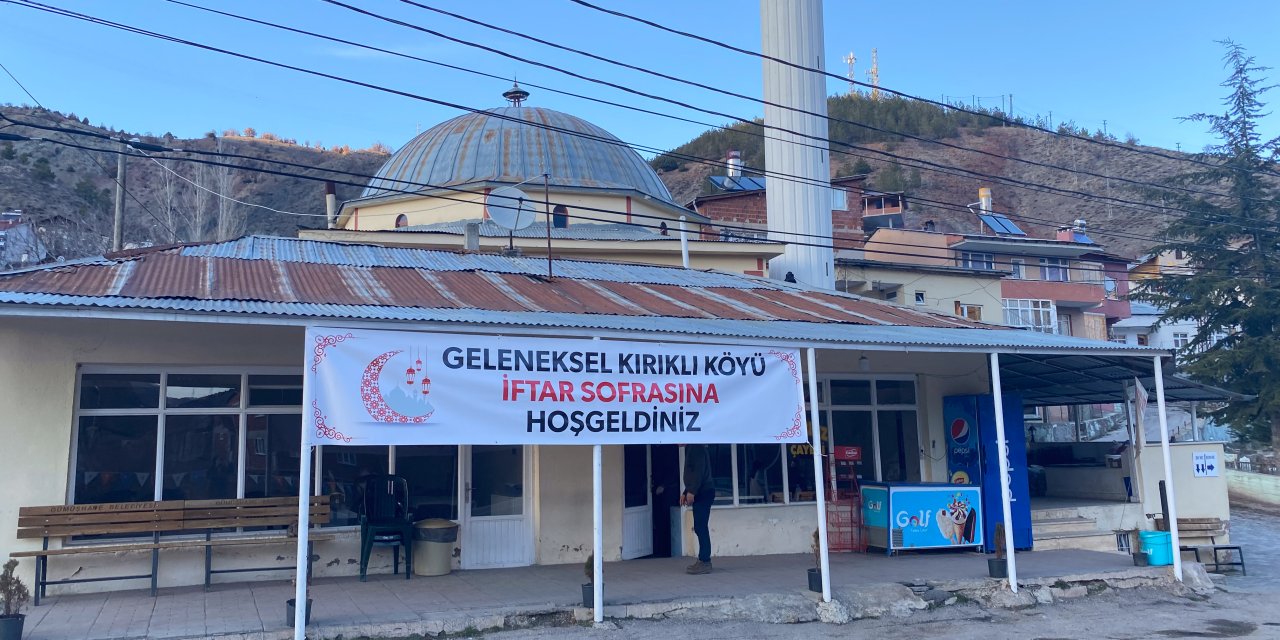 Gümüşhane'nin Kırıklı Köyü'nde 20 Yıldır Süren İftar Geleneği