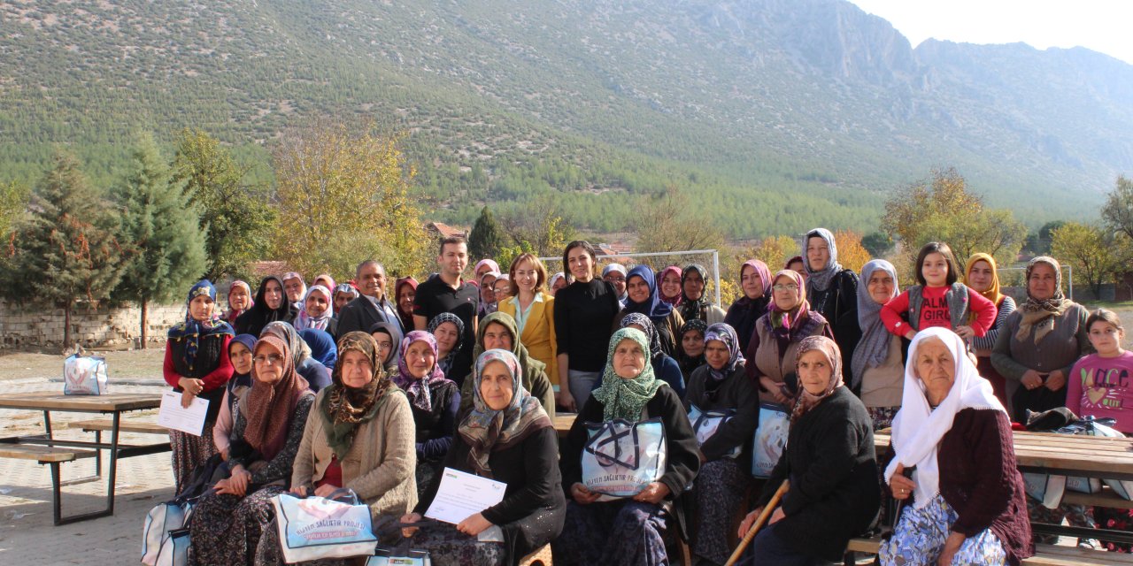 Akfen Yenilenebilir Enerji'nin 'kırsal Bölge Eğitim Seminerleri'ne Ödül