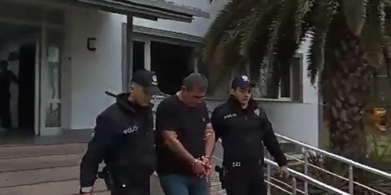 İstanbul - (Sürücünün Sevk Görüntüleriyle) Bakırköy'de 4 Kişinin Öldüğü Kazaya Neden Olan Tır Sürücüsü: Yüksekliği Tahmin Edemedim