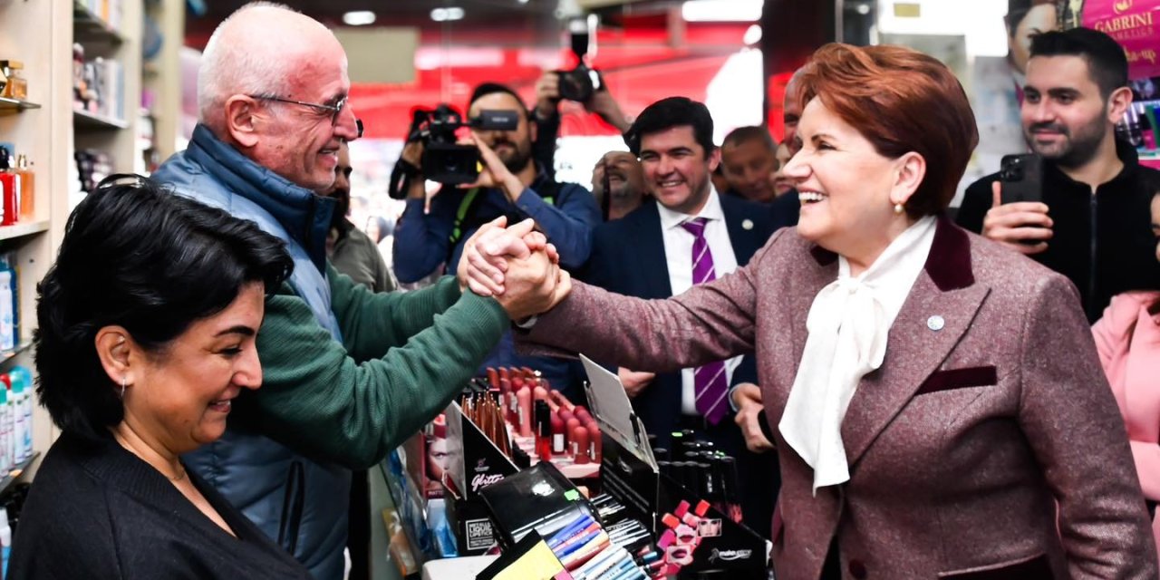 Akşener'den Düzce Ve Bolu’da Esnaf Ziyareti