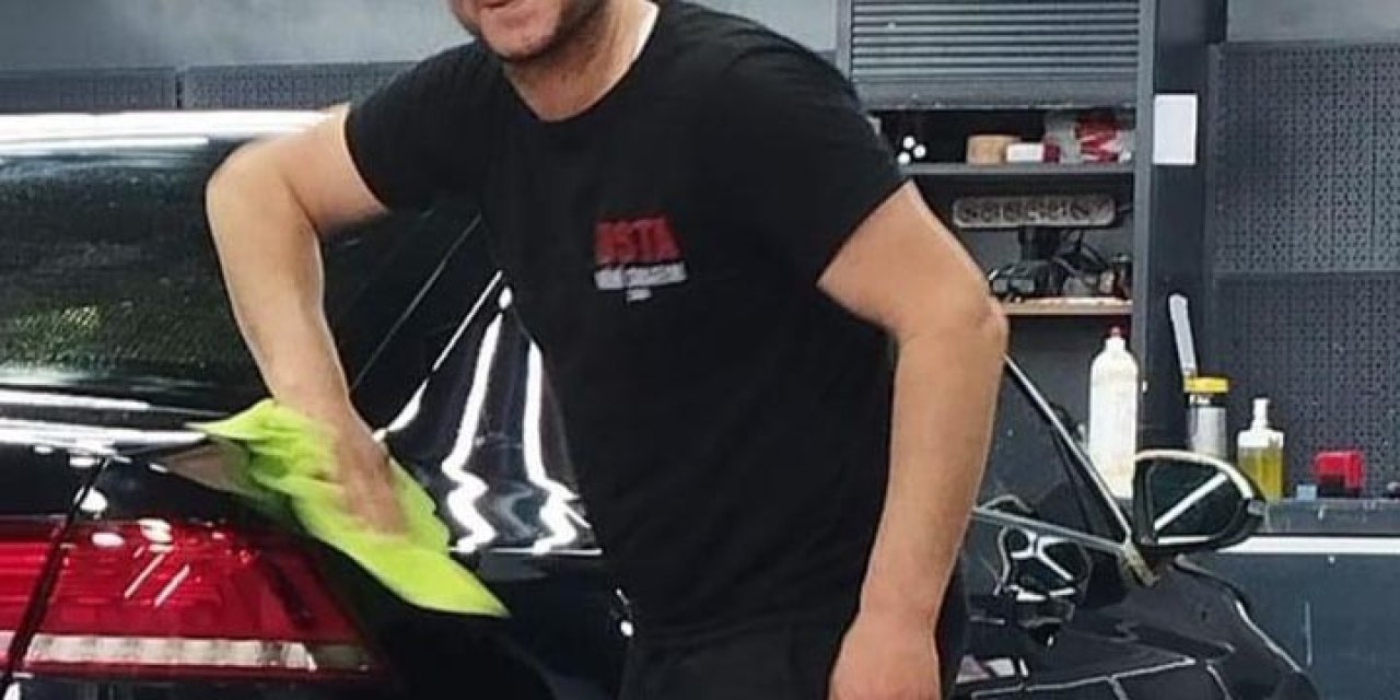 Devrilen Traktörün Altında Kalıp Öldü