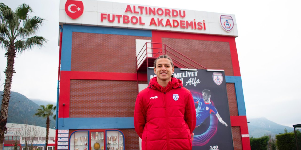 Altınordu'da Gözler Enis Destan'da