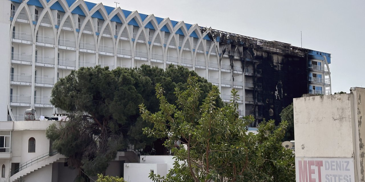 Antalya'da 5 Yıldızlı Otelde Yangın (2)