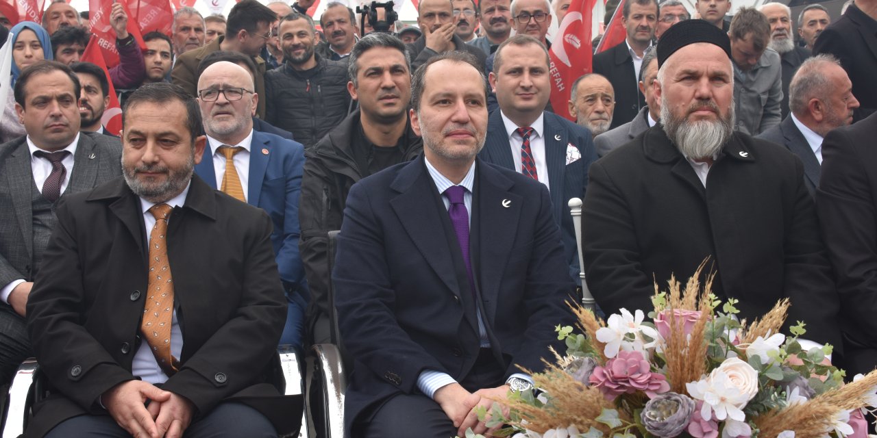 Erbakan: Halkın Yüzde 85'i Yoksul, Yüzde 45'i Açlık Sınırının Altında Gelire Sahip