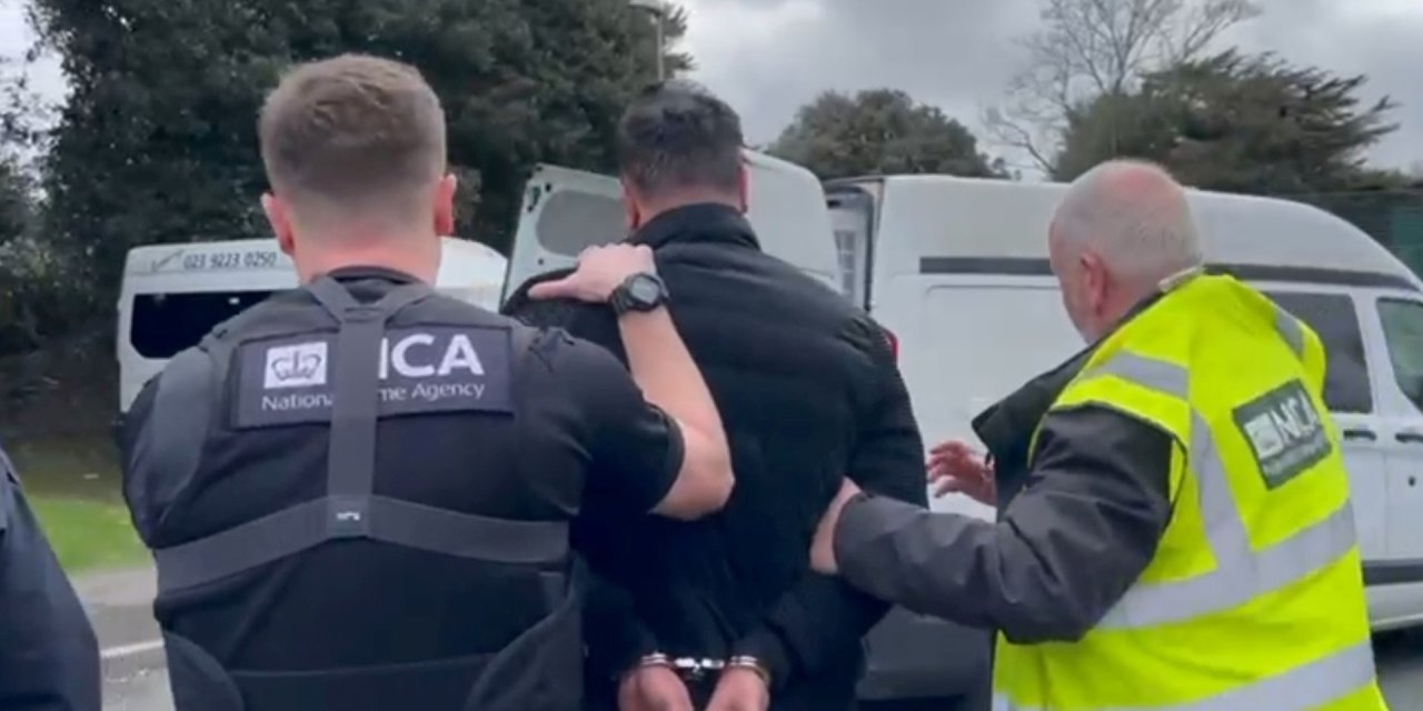 İngiliz Polisi: Kürt Organize Suç Grubunun Önemli Bir İsmi Gözaltına Alındı