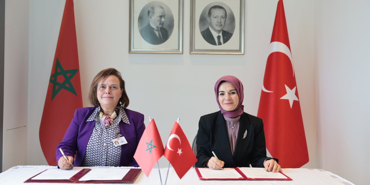 Bakan Göktaş, Faslı Mevkidaşı Hayar İle New York'ta Mutabakat Zaptı İmzaladı