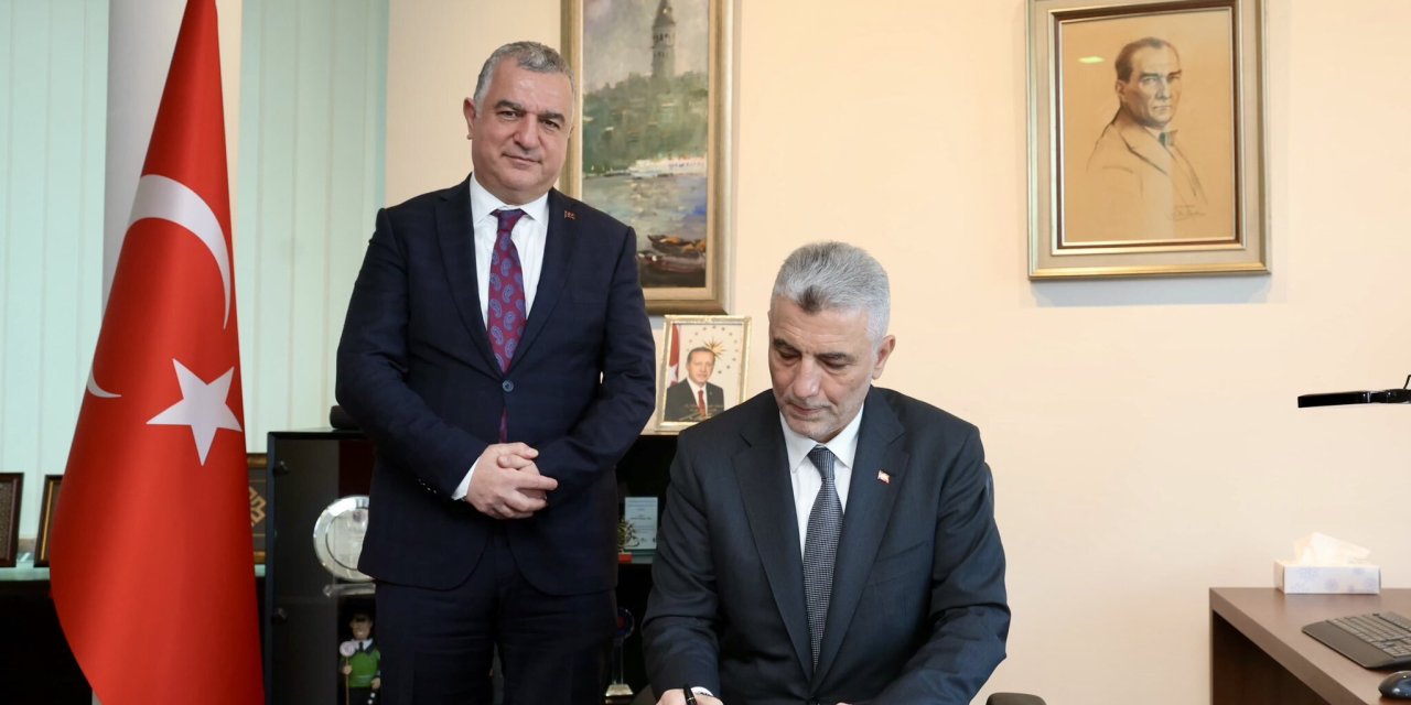 Bakan Bolat’tan Almanya’da Resmi Temaslar