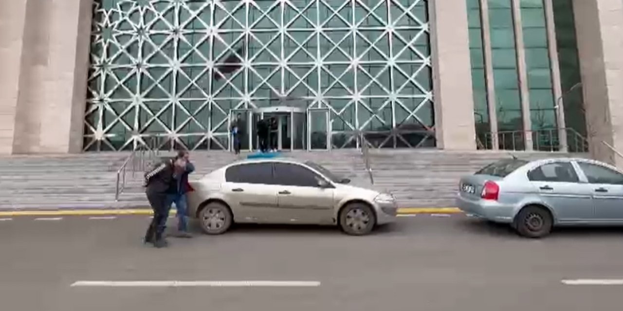 Sahte İlanla Besiciyi Dolandıran 3 Kişi, Kuyumcuda Altın Alırken Yakalandı