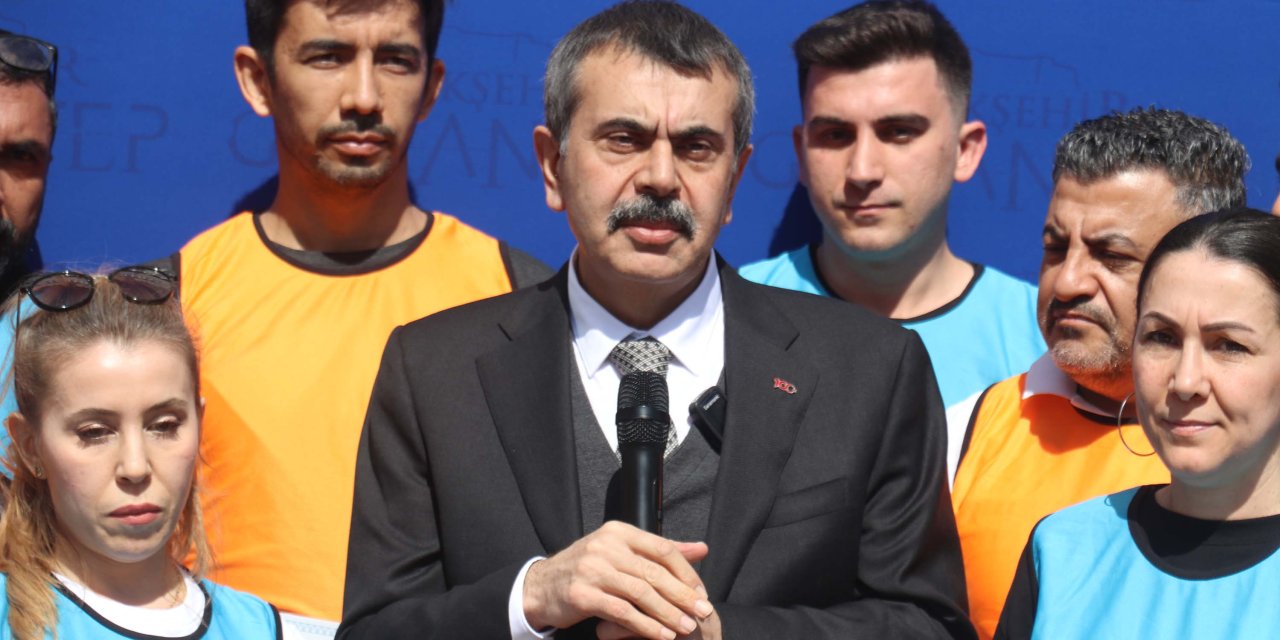 Bakan Tekin: Okul Bahçelerini Cıvıl Cıvıl Hale Getirdiğimiz Zaman Dijital Bağımlılıkla Mücadele Etmiş Olacağız