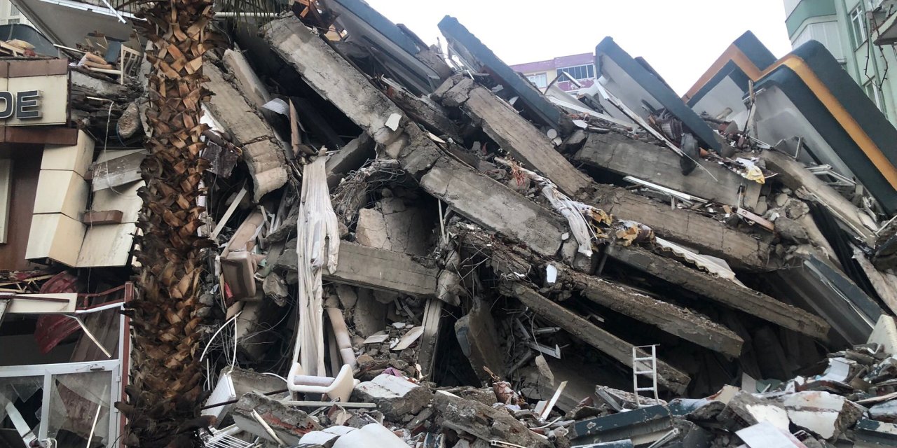 19 Kişinin Öldüğü Binada Usulsüz Tadilatı, Hem Mahkeme Hem Belediye Tespit Etmiş