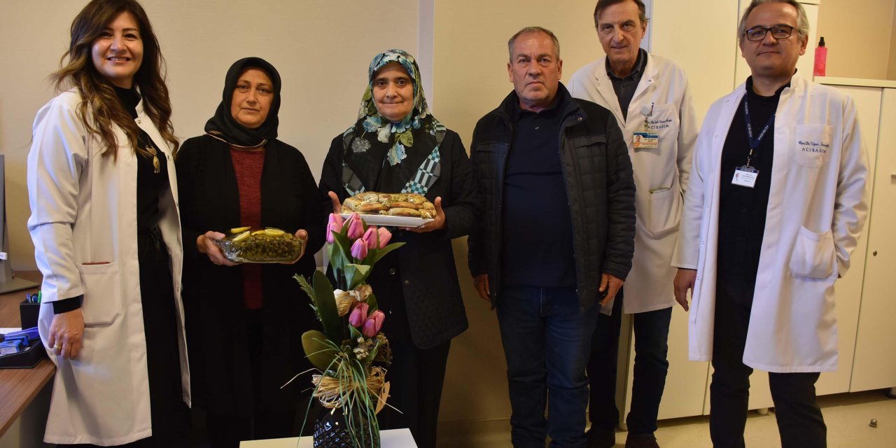 İkinci Hayatlarının 10'uncu Yılında Doktorlarına Vefa Ziyareti